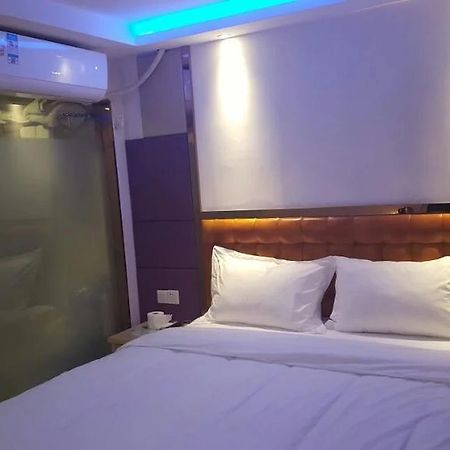 Fuyide Hotel เซินเจิ้น ภายนอก รูปภาพ