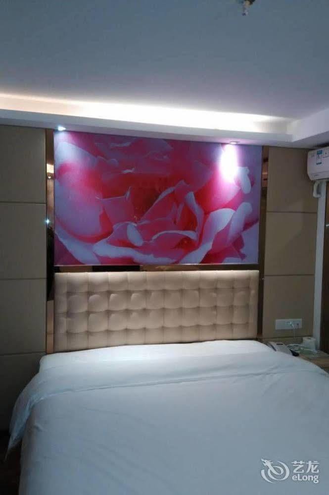 Fuyide Hotel เซินเจิ้น ภายนอก รูปภาพ
